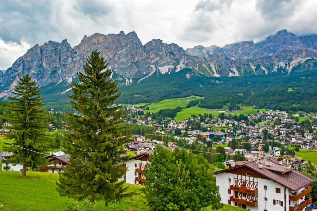 Cortina D'Ampezzo - Italy - Dolomites itinerary